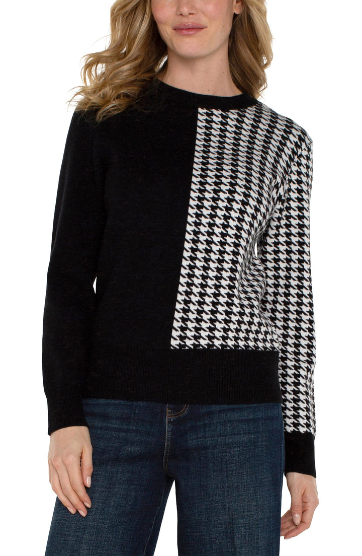 Liverpool: Long Sleeve Crew Neck Blocked Sweater in Black & White Houndstooth