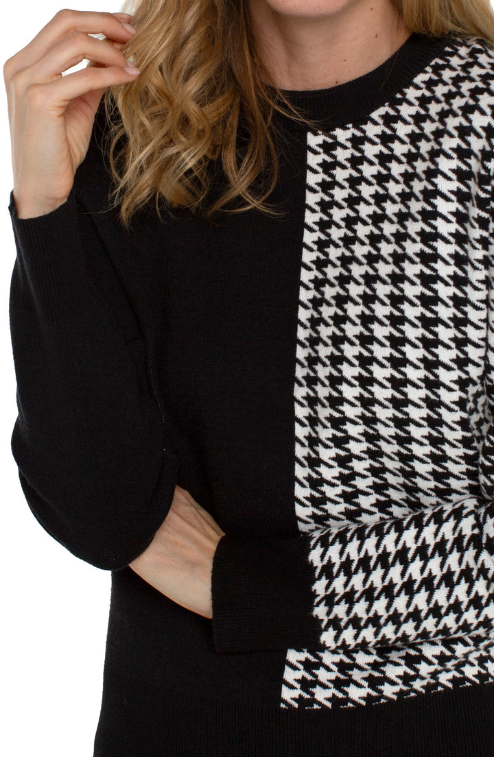 Liverpool: Long Sleeve Crew Neck Blocked Sweater in Black & White Houndstooth