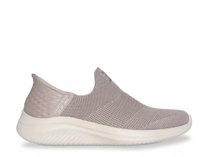 Skechers: Ultra Flex 3.0 Neptune Sneakers in Taupe