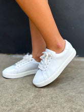 Load image into Gallery viewer, Sam Edelman: Ethyl White Lace Up Sneaker
