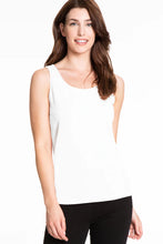 Load image into Gallery viewer, Multiples: White Scoop Neck Tank - M13105TW
