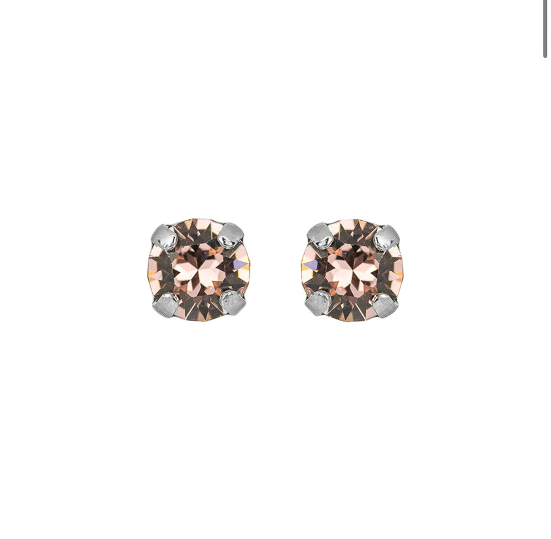 Mariana: “Vintage Rose” Studs E-1440-319-RO2