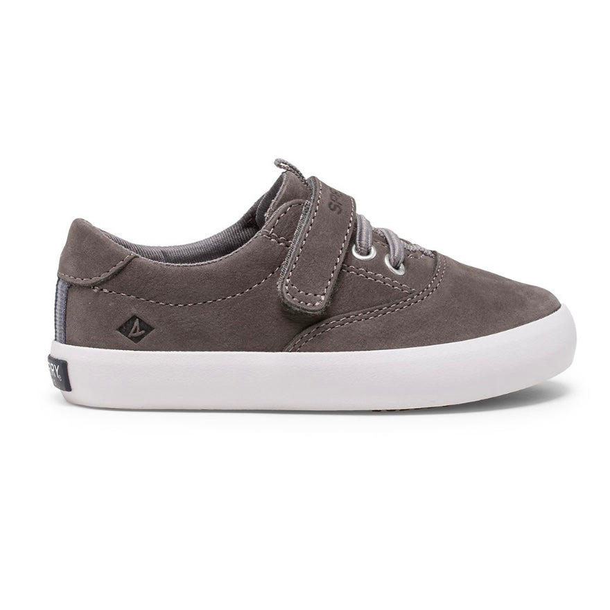 Sperry: Big Kids Spinnaker Washable Sneaker in Grey - The Vogue Boutique