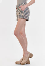 Load image into Gallery viewer, Dear John: North Hampton Shorts in Sparkling Pink
