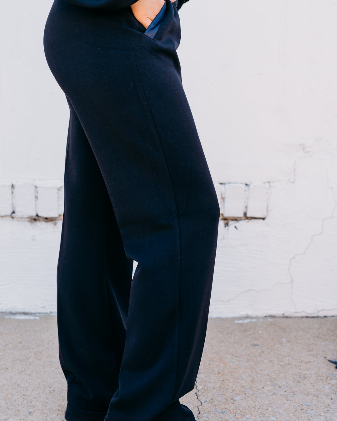 Esqualo: Black Modal Athletic Pant (05506)