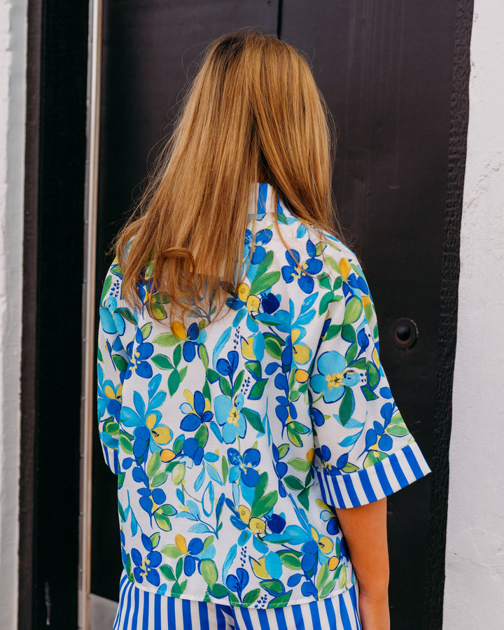 Joy Joy: Stripe and Bloom Over Size Contrast Shirt (77C7659)