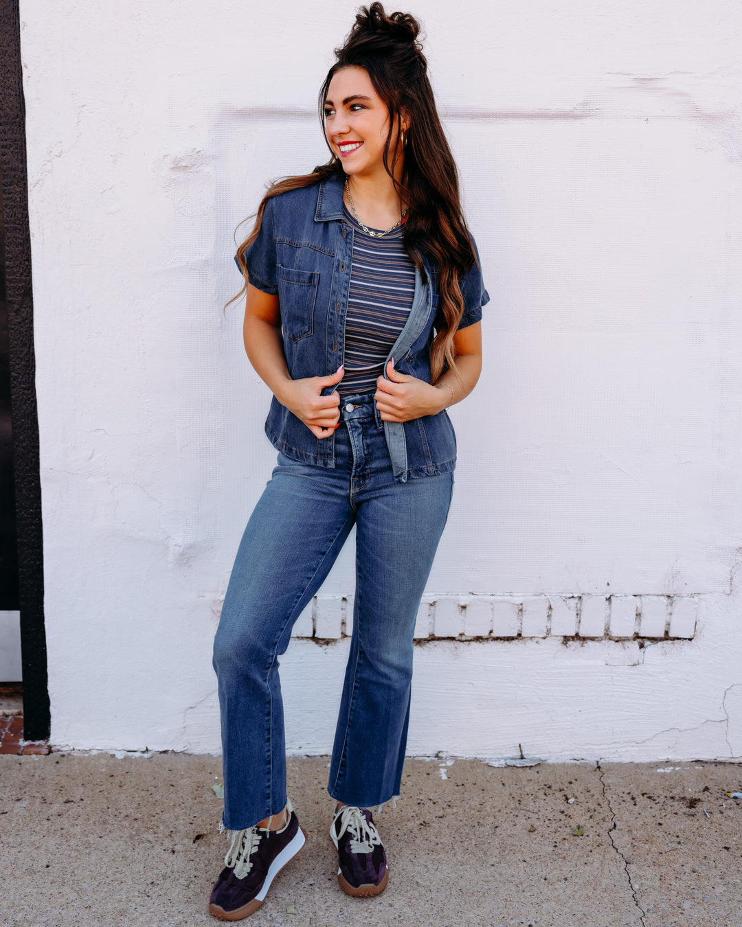 Thread & Supply: Sutton Short Sleeve Shirt in Denim Wash