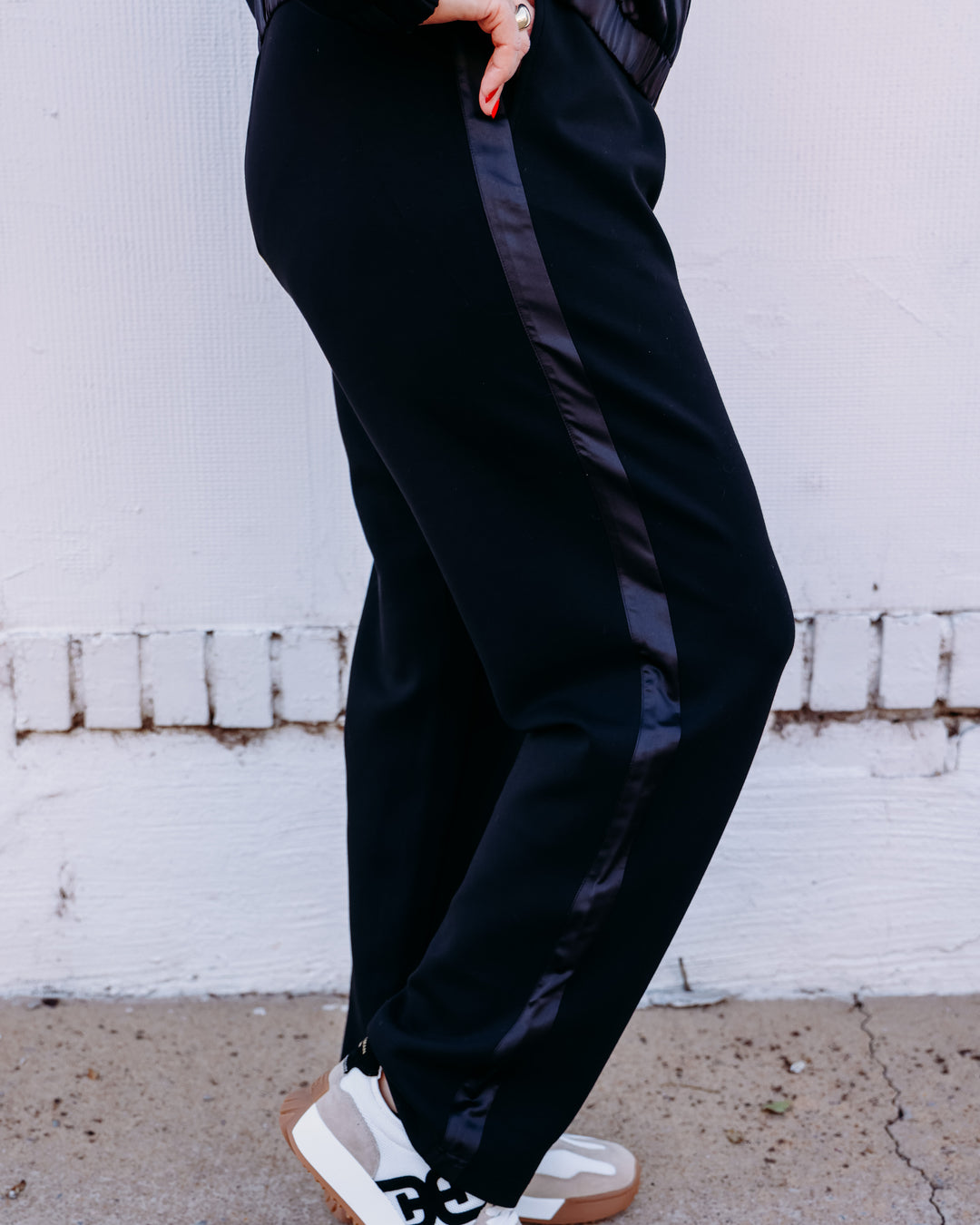 Joseph Ribkoff: Scuba Jersey Straight Leg Pants in Black (263623)