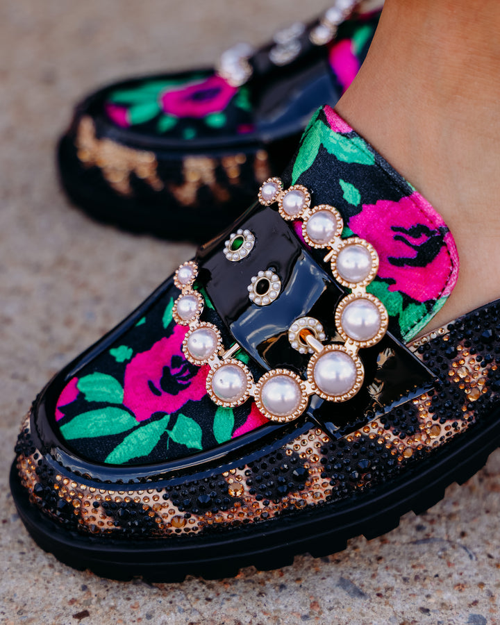 Betsey Johnson: Barton in pink and green multi (BART01S5PG8100)