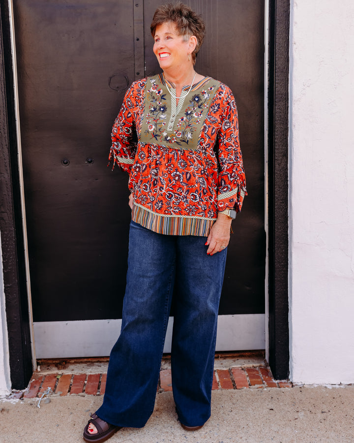 John Mark: Woven Mix Print 3/4 Cinch Sleev Split Neck Tunic Details in Flrmlt (J36835TM)