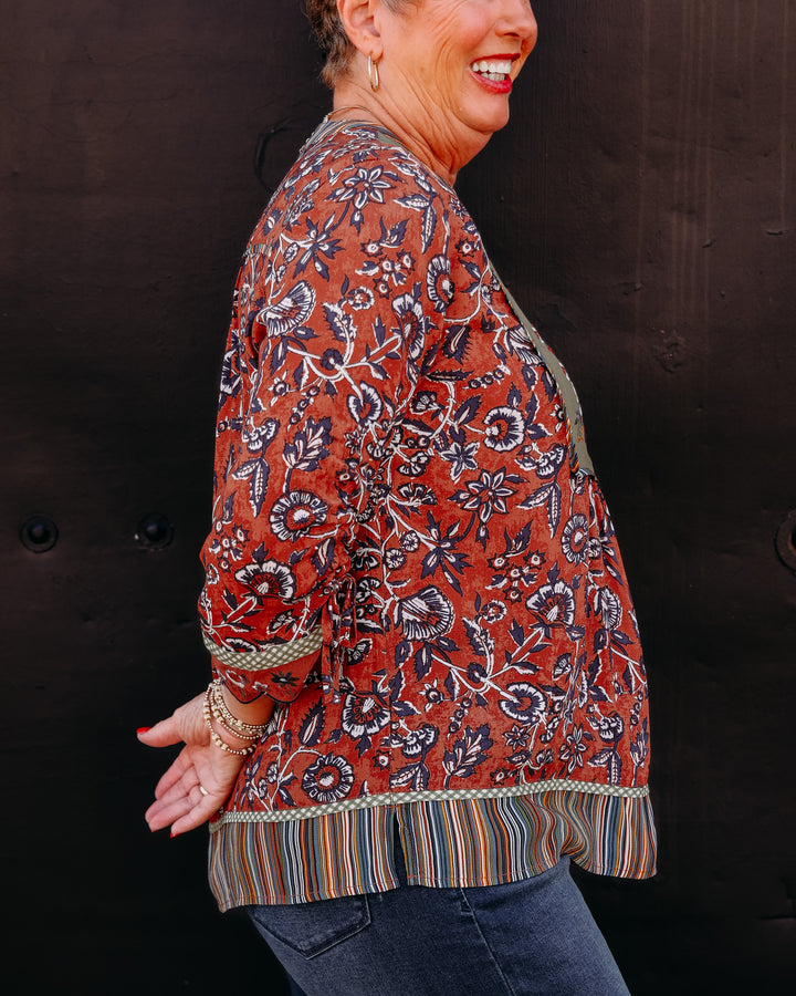 John Mark: Woven Mix Print 3/4 Cinch Sleev Split Neck Tunic Details in Flrmlt (J36835TM)