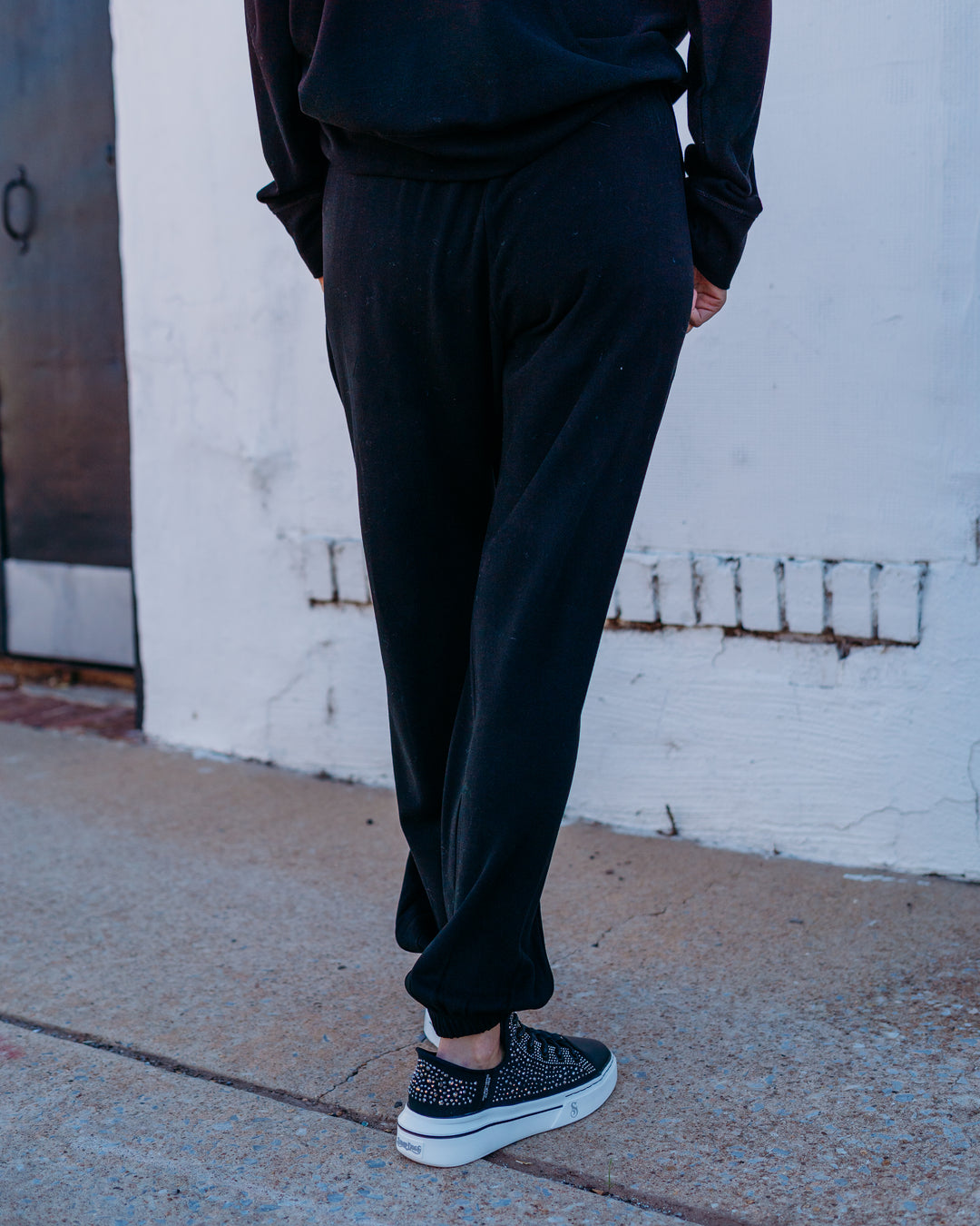 Karen Kane: Sweatpants in Black (4L50901)