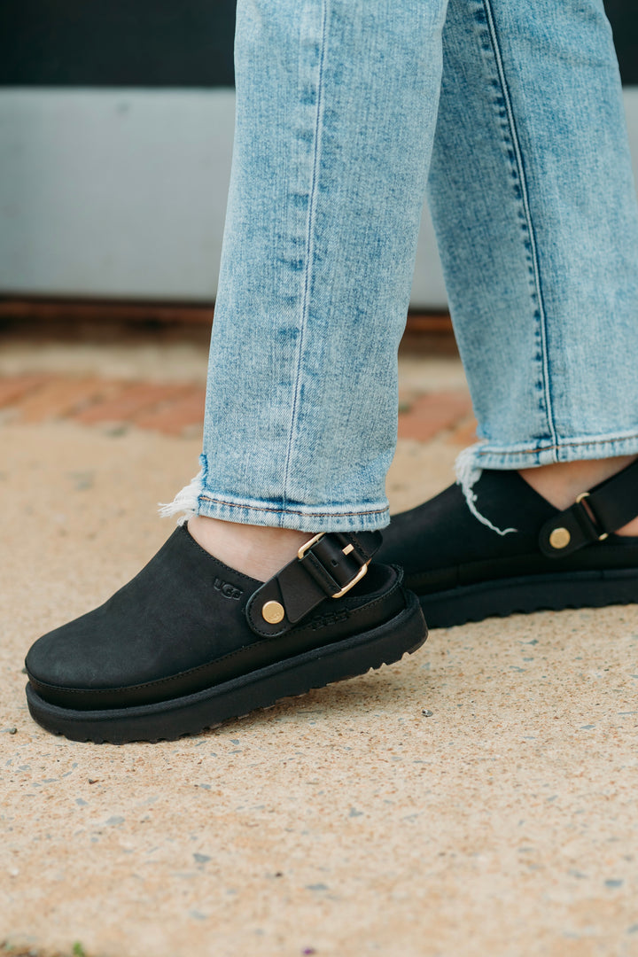 Ugg: W Goldenstar Villa Clog in Black