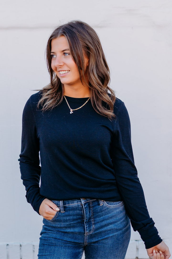 Thread & Supply: Stacy Top in black T1390MSTS