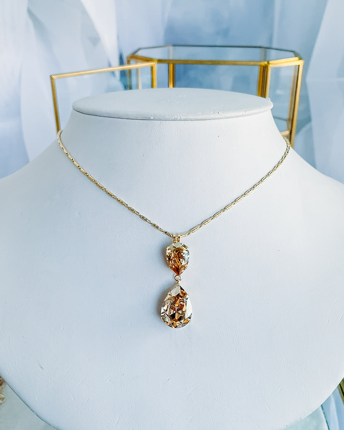 Mari!yn♡ Mariana N-5032/40-216216-YG: Timeless Elegance & Contemporary
