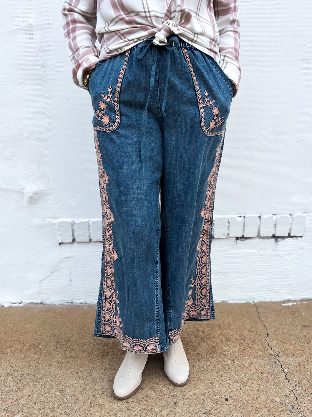 Ivy Jane: Border Embroidery Denim Pant 221128