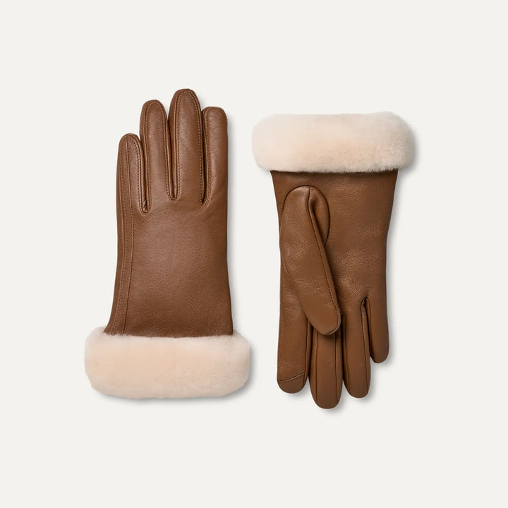 Ugg: W Sheepskin Cuff Glove in Chestnut