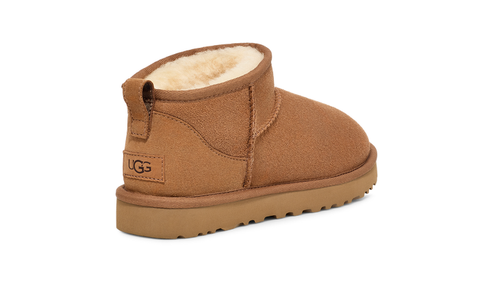 Ugg: Classic Ultra Mini Boot in Chestnut
