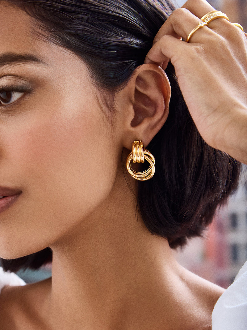BaubleBar: Shiloh Earrings in Gold