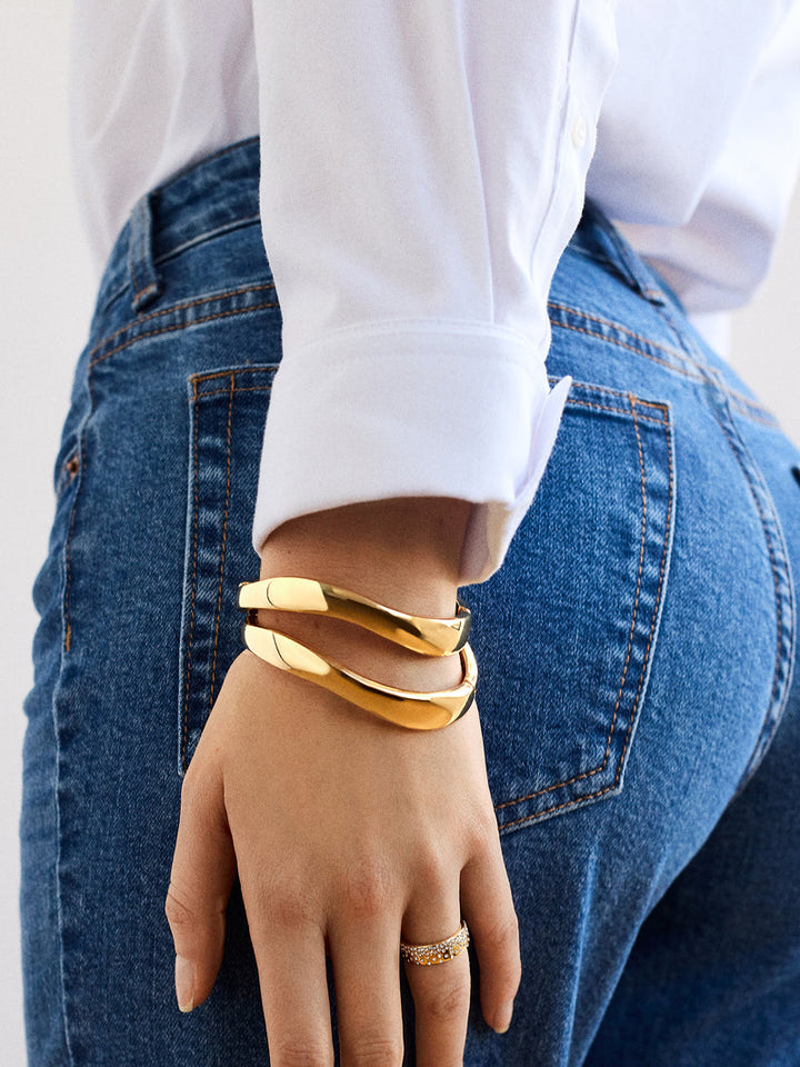 Baublebar: Natalia Wavy Hinge Bangle Set in Gold