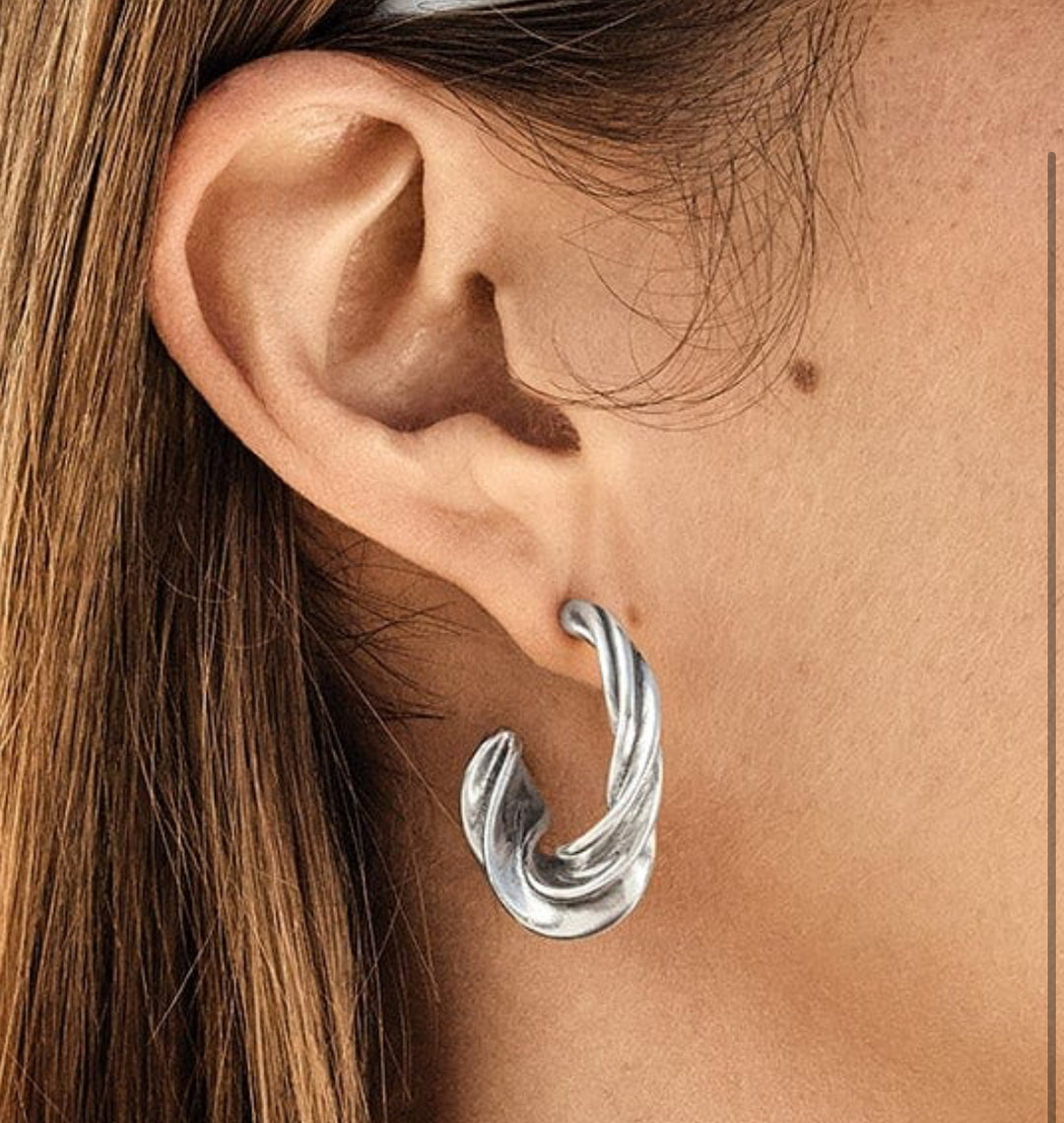 Brighton: Antica Hoop Earrings in Silver JA0160