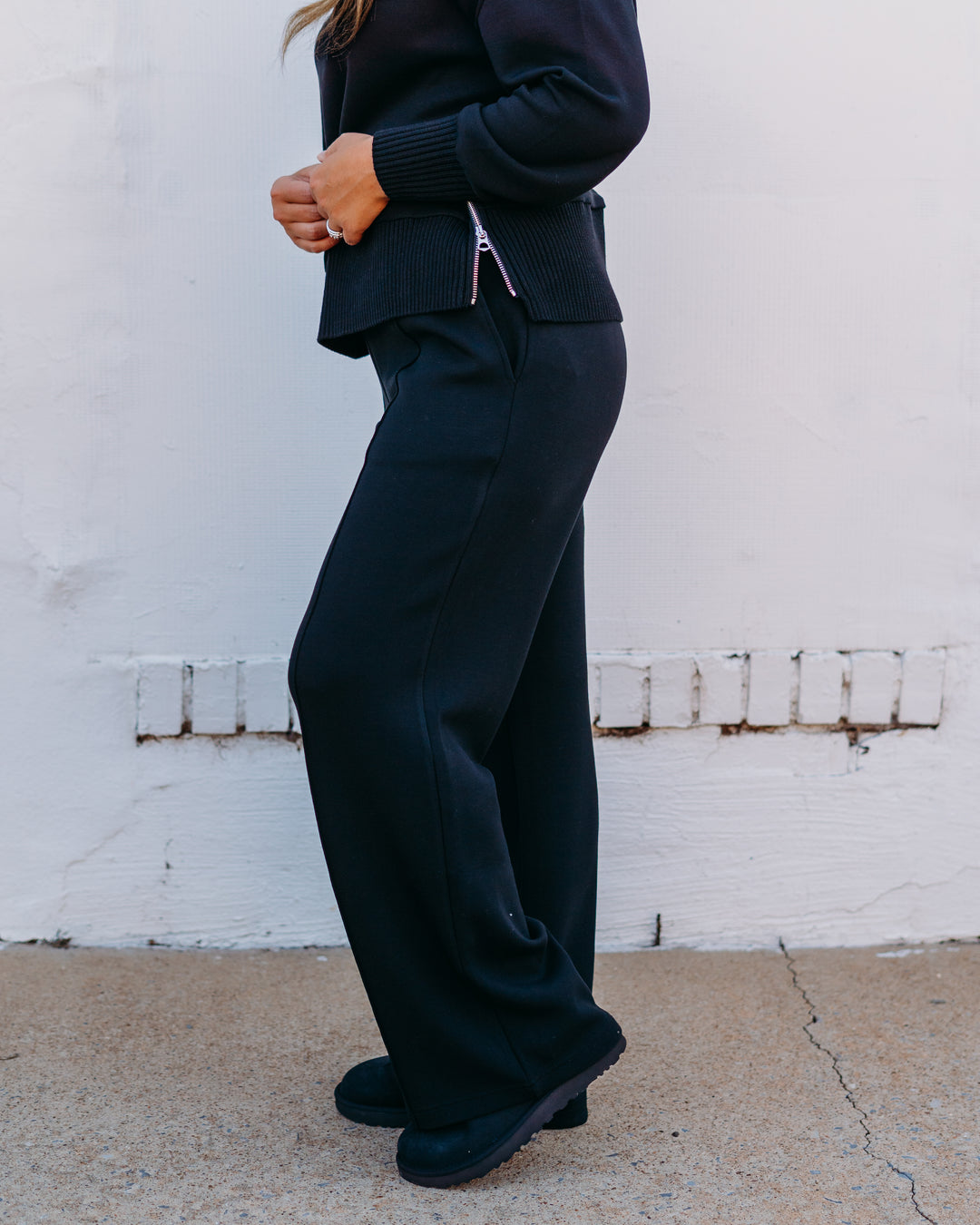 Varley: The Rolled Cuff Pant 28.5 in Black (VAR02059) - The Vogue Boutique