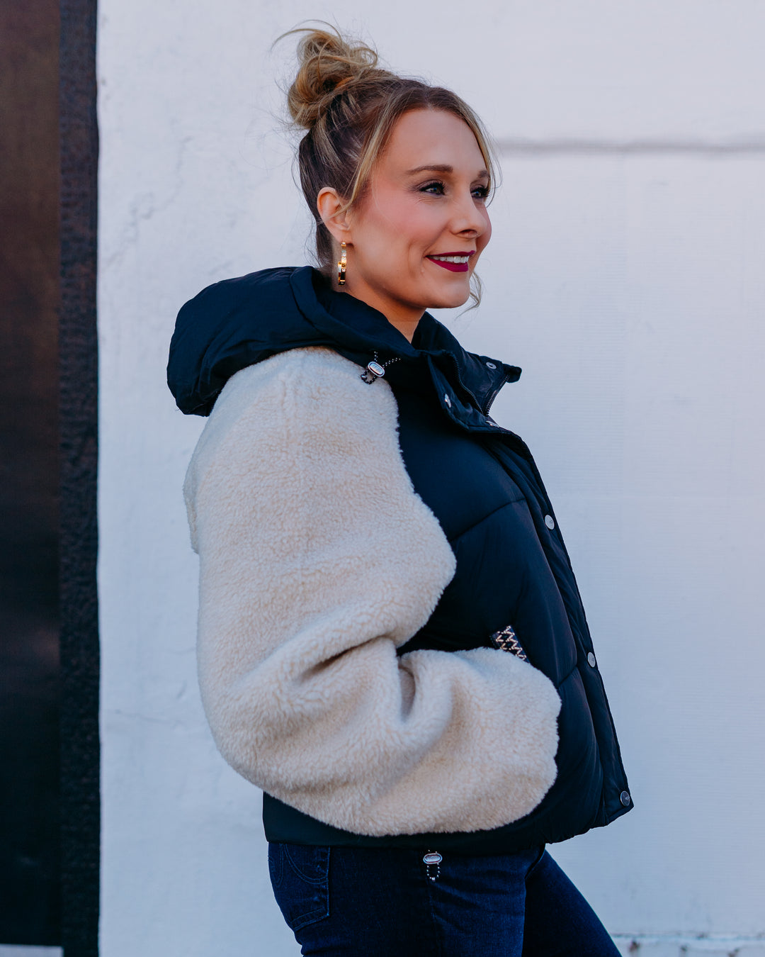 Ugg: W Mkay Uggbraid Puffer Jacket in Black/Cream (1171466-CSD)