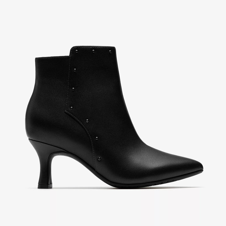 Clarks: Kataleyna Madi Black Boots