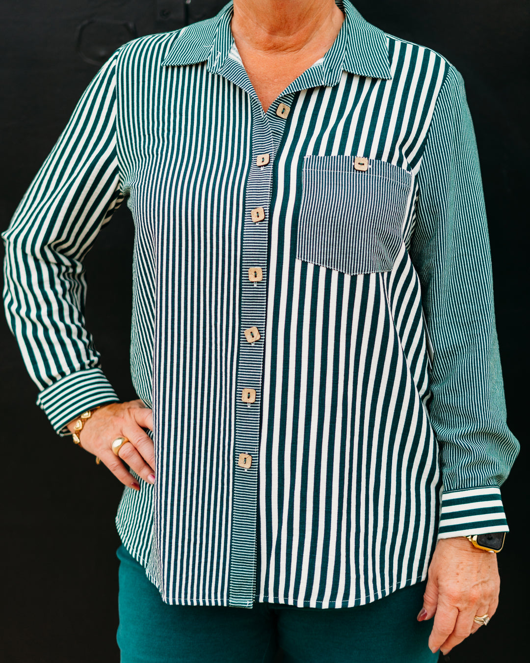 Multiples:  (Sun Stone) Turn-Up Cuff Long Sleeve Hi-Lo Shirt in Deep Green(M35609BM)
