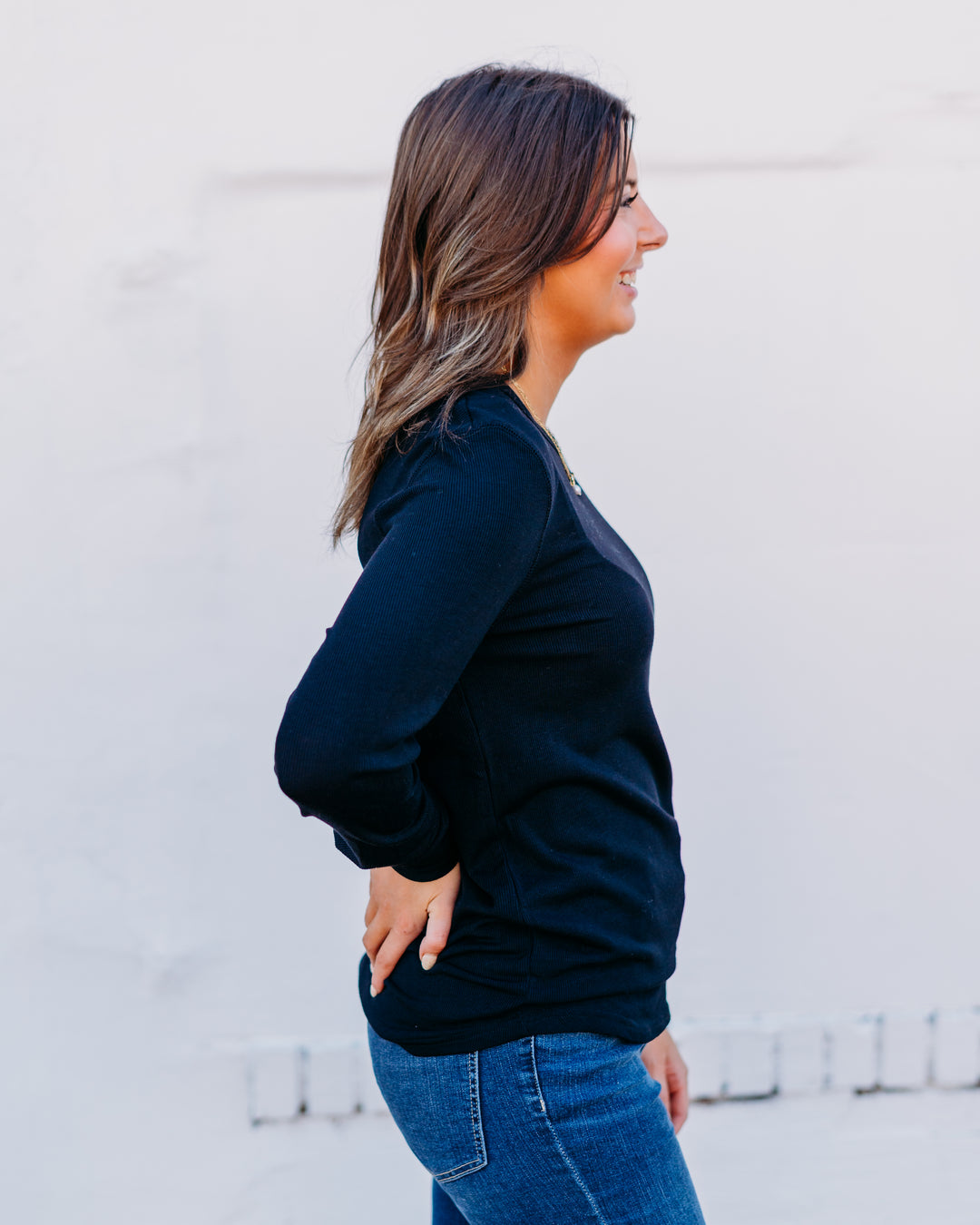 Thread & Supply: Stacy Top in black T1390MSTS