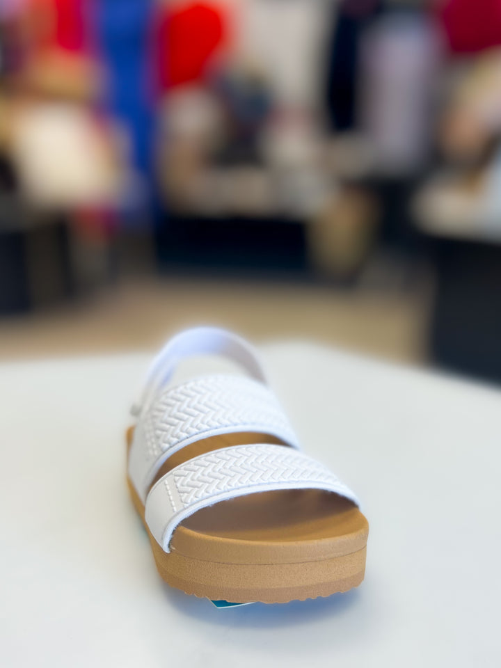 Reef: Little Water Vista in White and Tan - The Vogue Boutique