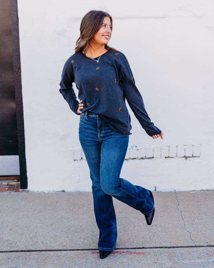Charlie B: Beaded Vintage Wash V-Neck Knit Top in Charcoal