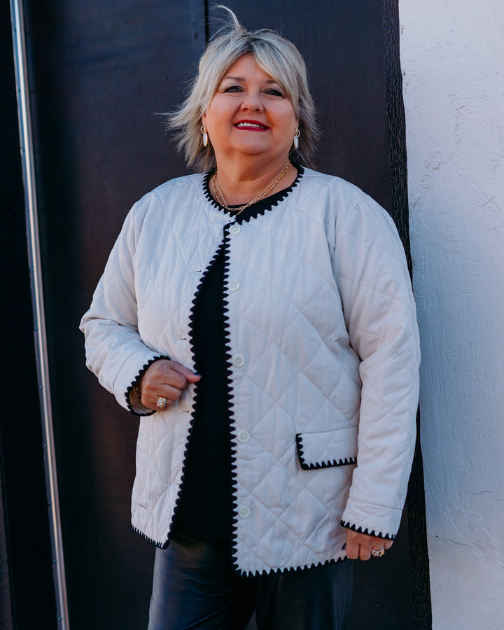Karen Kane: Edge Stitch Quilted Jacket in Cream/Black (4L38000)