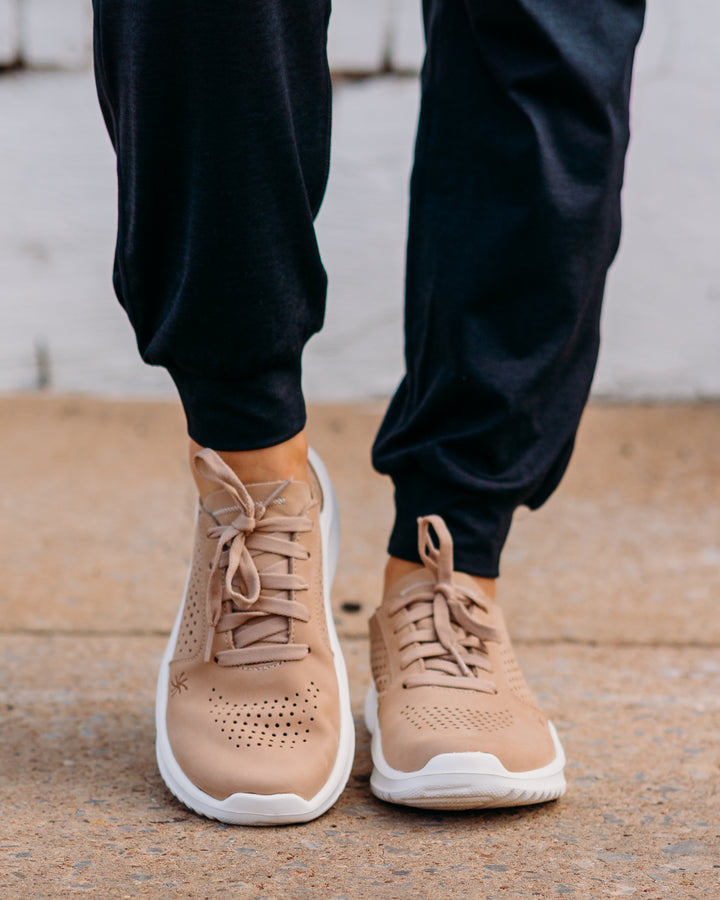 Clarks: Solevana Sand