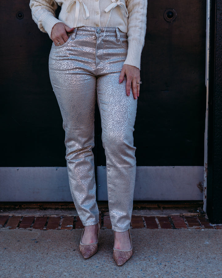 Kut: Charlize High Rise Cigarette Leg W/ Clean Hem in Cream/Silver