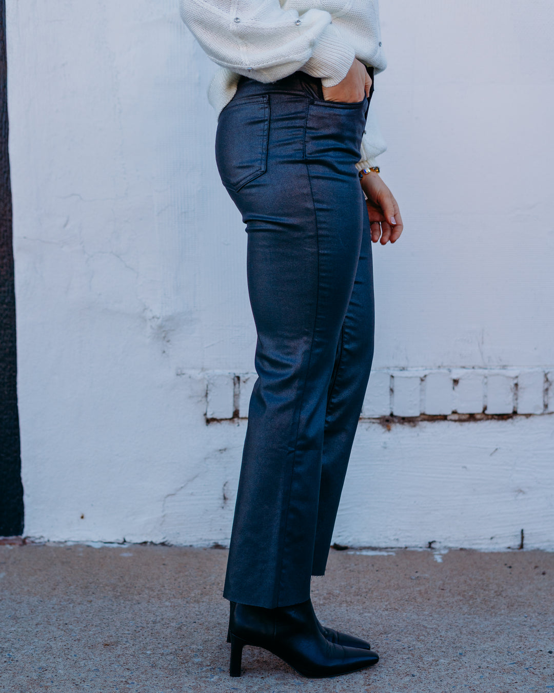 Kut: Kelsey High Rise Ankle Flare W/ Raw Hem in Silver Bell