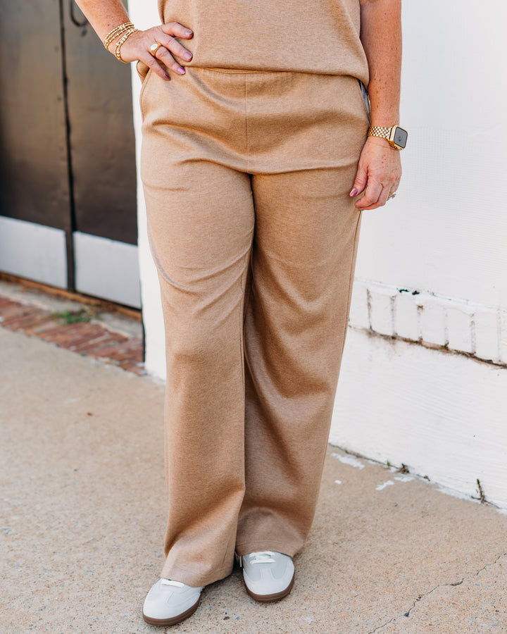 A La Carté: Pull On Pant With Pockets in Camel L35106PM