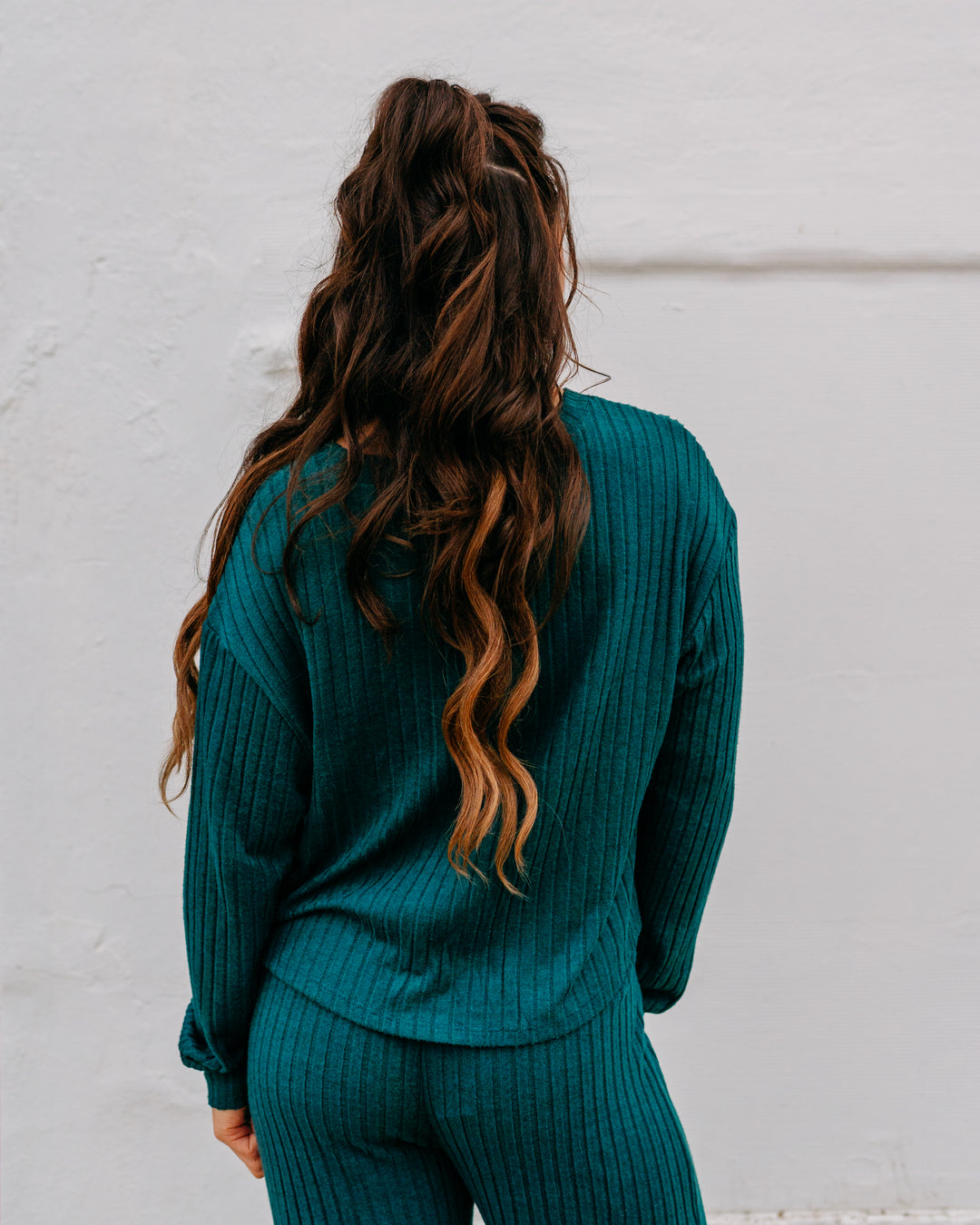 Z Supply: Elfie Rib Long Sleeve Top In Mistletoe