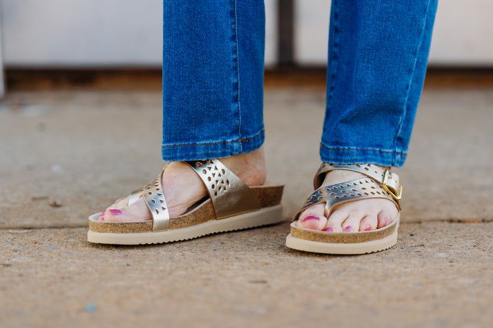Mephisto: Helena Perf Sandal in Gold