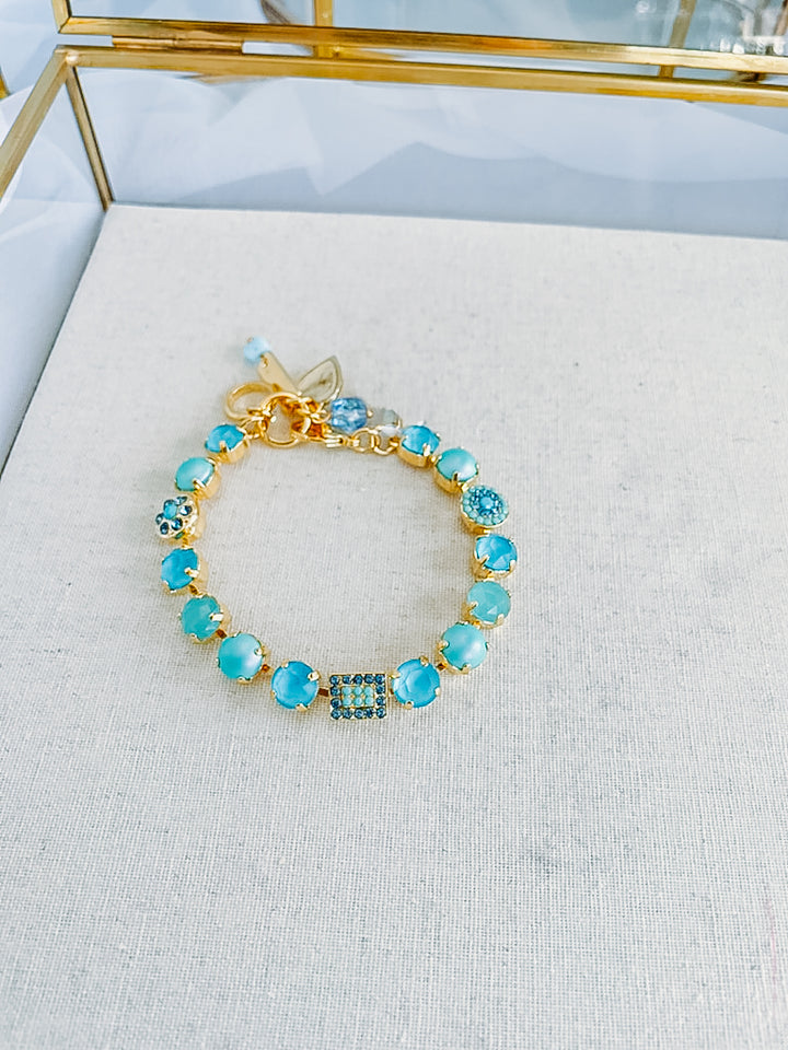 Mariana: "Crystal Blue" B-4161-M6009-YG