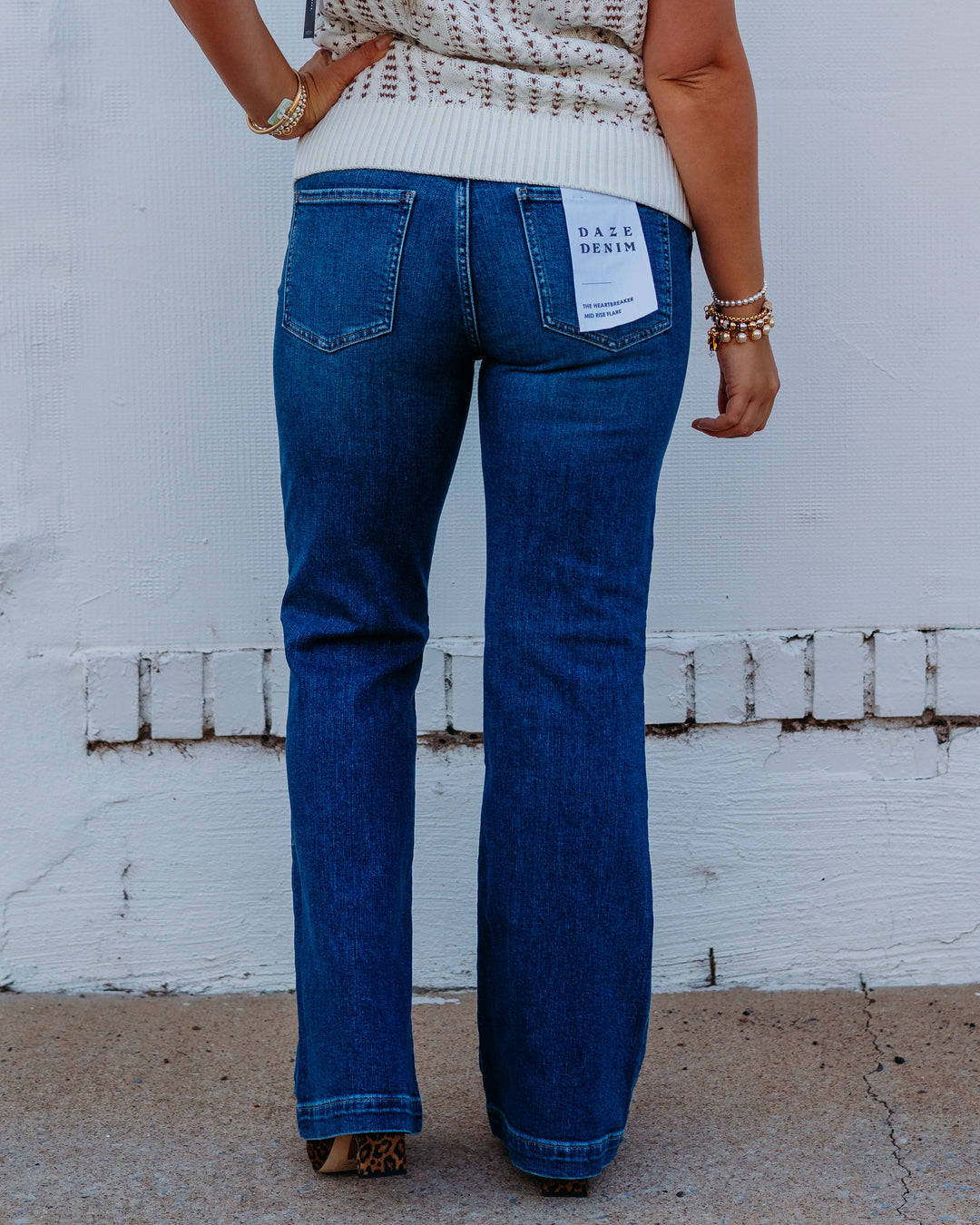 Daze: The Heartbreaker Mid Rise Flare in Influencer