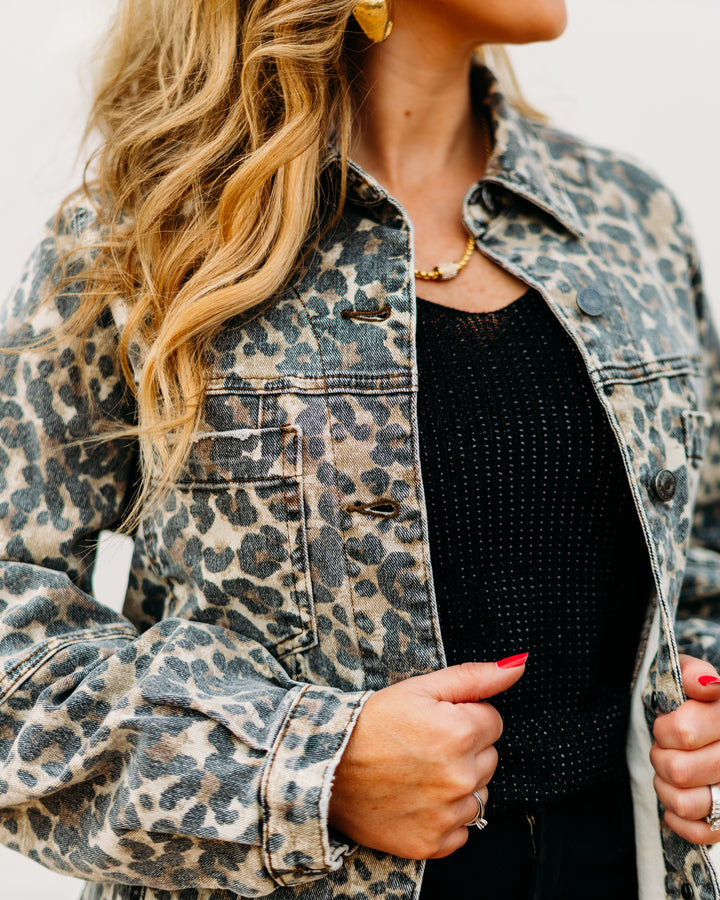 Kut: Bailey Button Front Jacket in Tan/Brown Leopard