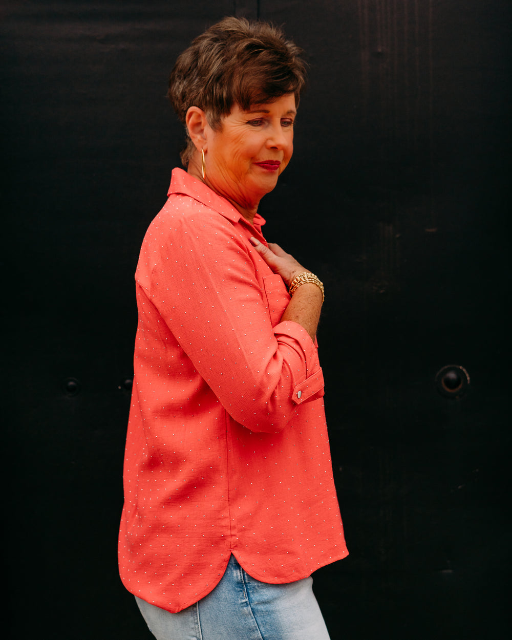 Multiples: Crunch Tab 3/4 Sleeve 2-Pocket Button Front High-Low Shirt in Coral pink (M26611BM) - The Vogue Boutique