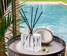 Load image into Gallery viewer, Nest: Reed Diffuser in Coconut &amp; Palm 5.9oz
