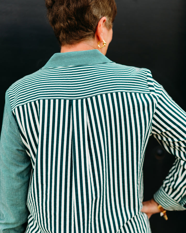 Multiples:  (Sun Stone) Turn-Up Cuff Long Sleeve Hi-Lo Shirt in Deep Green(M35609BM)
