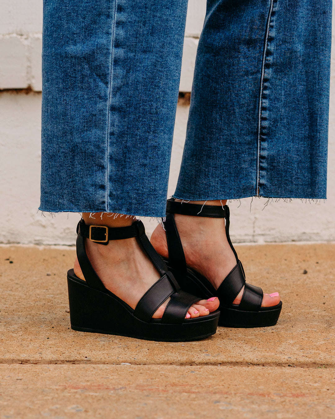 Clarks: Hope Sandal Black Leather