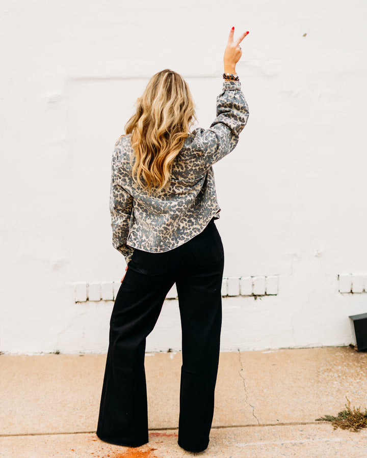 Kut: Bailey Button Front Jacket in Tan/Brown Leopard