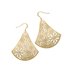 Load image into Gallery viewer, Brighton: Trillion French Wire Earrings - JE5685
