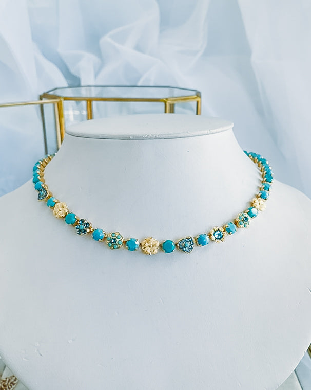 Mariana: "Crystal Blue" N-3028/2-6009-YG
