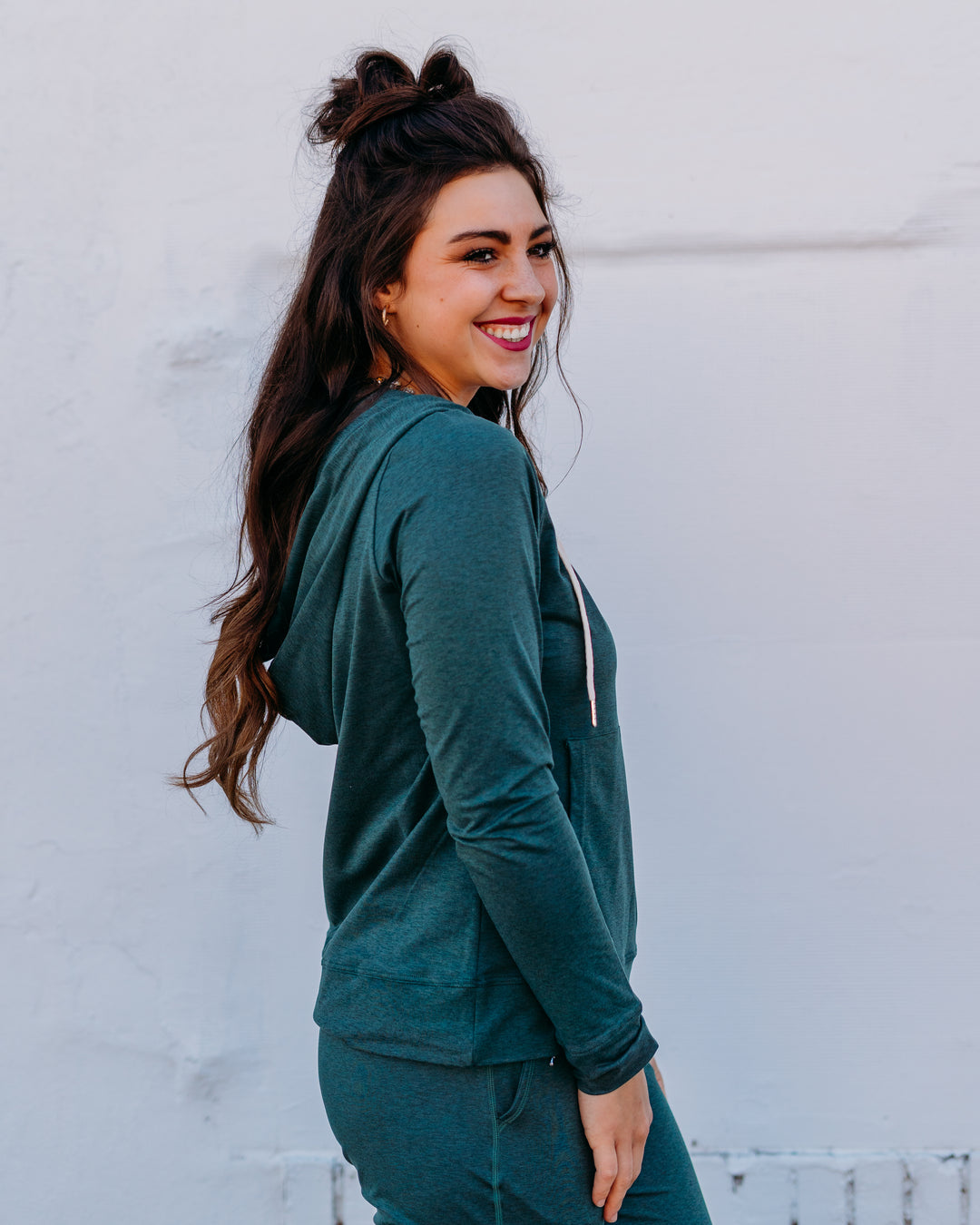 Glyder: On The Go Lightweight Zip Up Hoodie in Forest